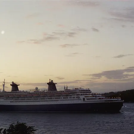 Leilighet Med Fjord Utsikt *